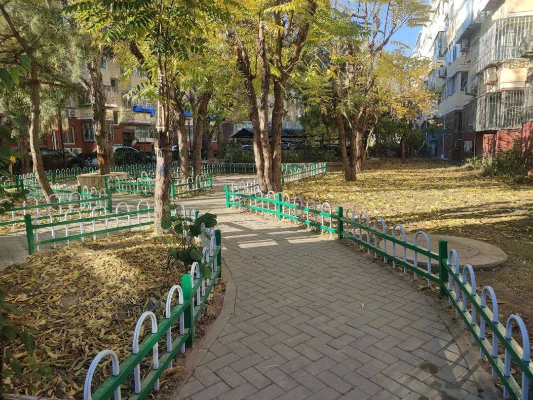 银边”！社区微改造兜起百姓“小确幸”k8凯发入口“边角余料”变身“金角(图5)